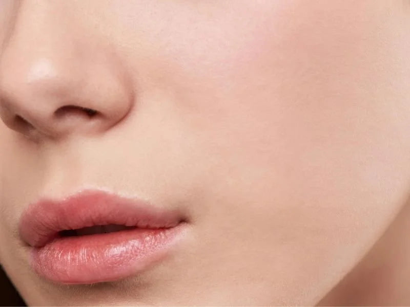 What Causes Chapped Lips and How Mango Butter Helps